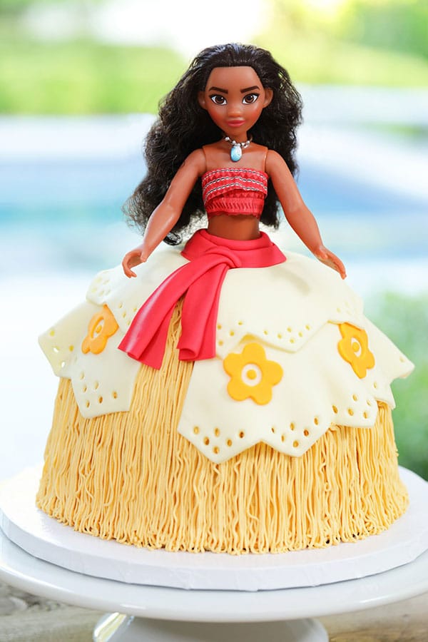 princess moana doll cake