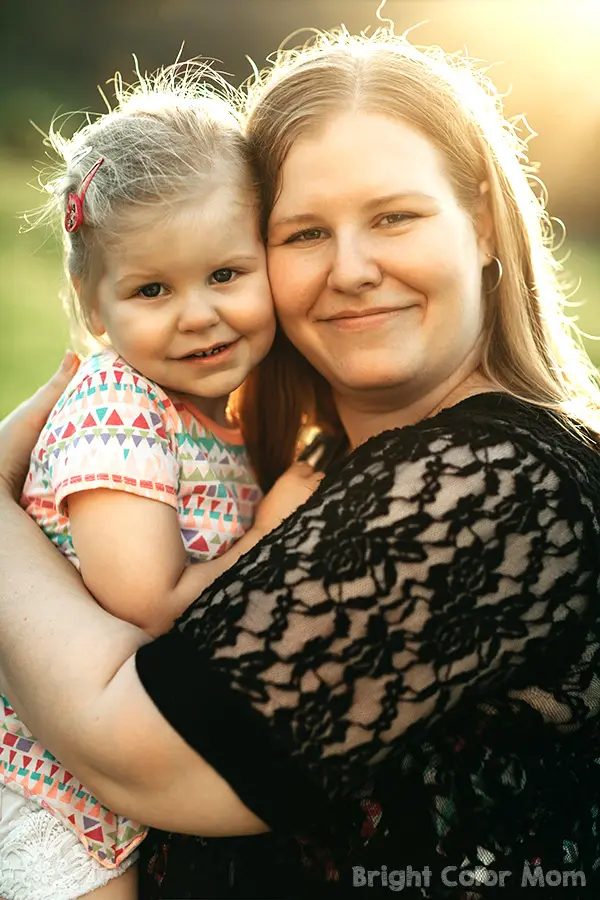 plus size mom and daughter in fall family picture