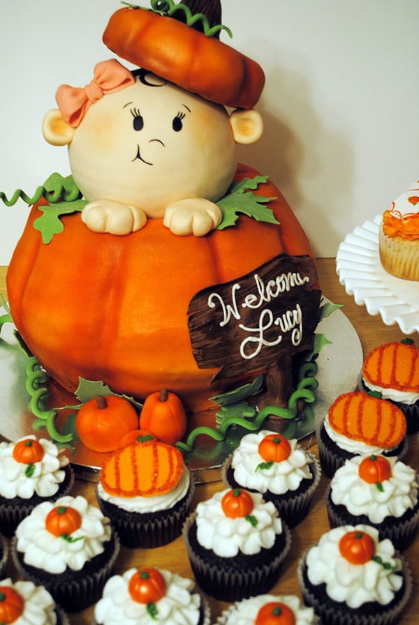 baby in a pumpkin fondant baby shower cake