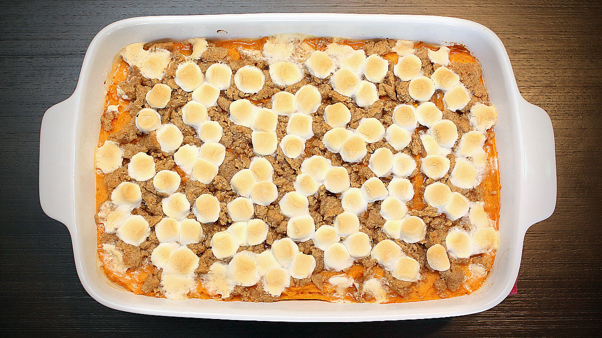 sweet potato casserole without pecans but with streusel and marshmallows