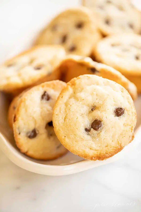 chocolate chip muffins