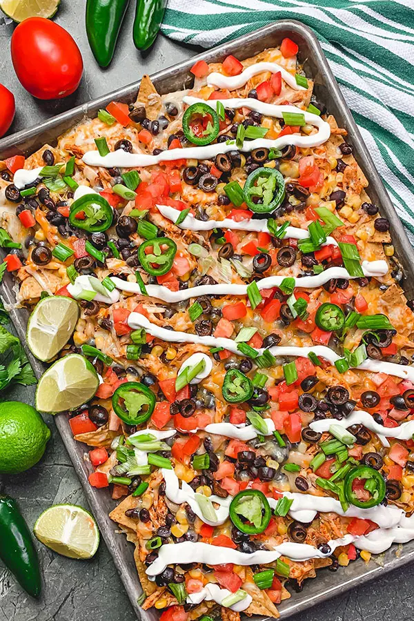 sheet pan chicken nachos