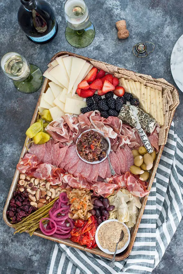 keto charcuterie board