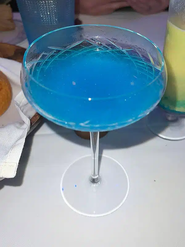 the Frozen Fractals cocktail from Arendelle