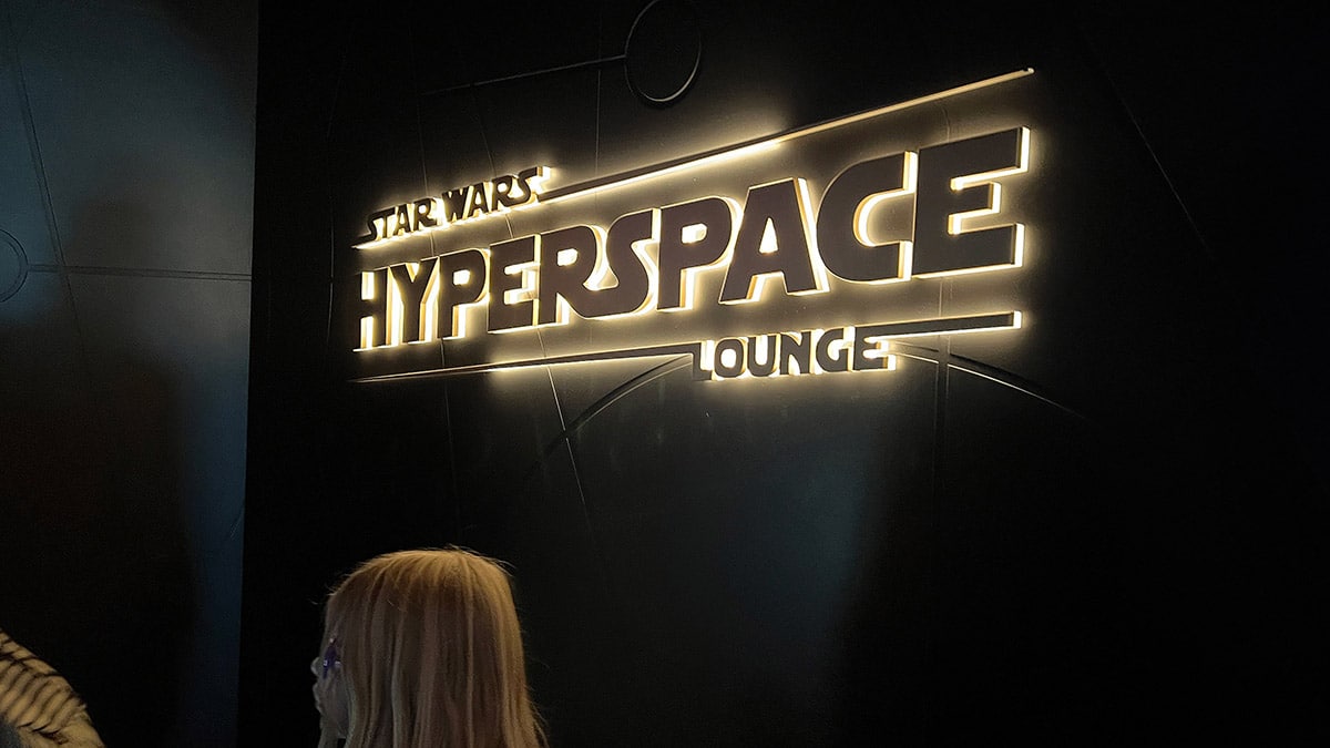the Disney Wish Star Wars bar entry sign showing the name "Star Wars Hyperspace Lounge"