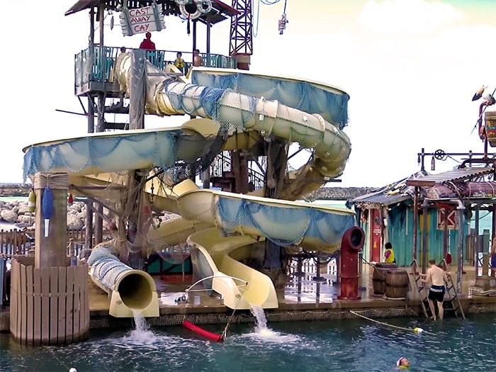 wide view of Pelican Plunge slide and water play area on Castaway Cay