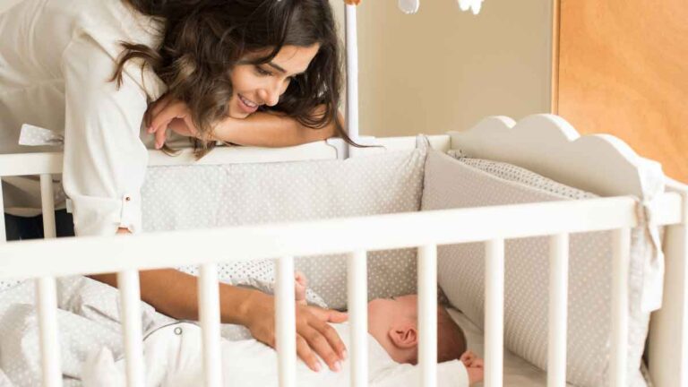 Ferber Method: The Guide to Sleep Training Your Baby